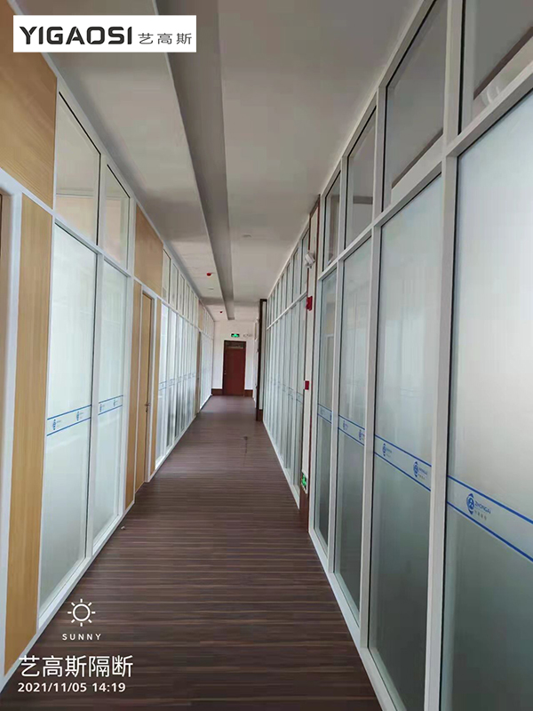 铝合金玻璃好色先生TV成人APP装修